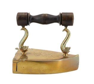 EARLY EUROPEAN BOX IRON