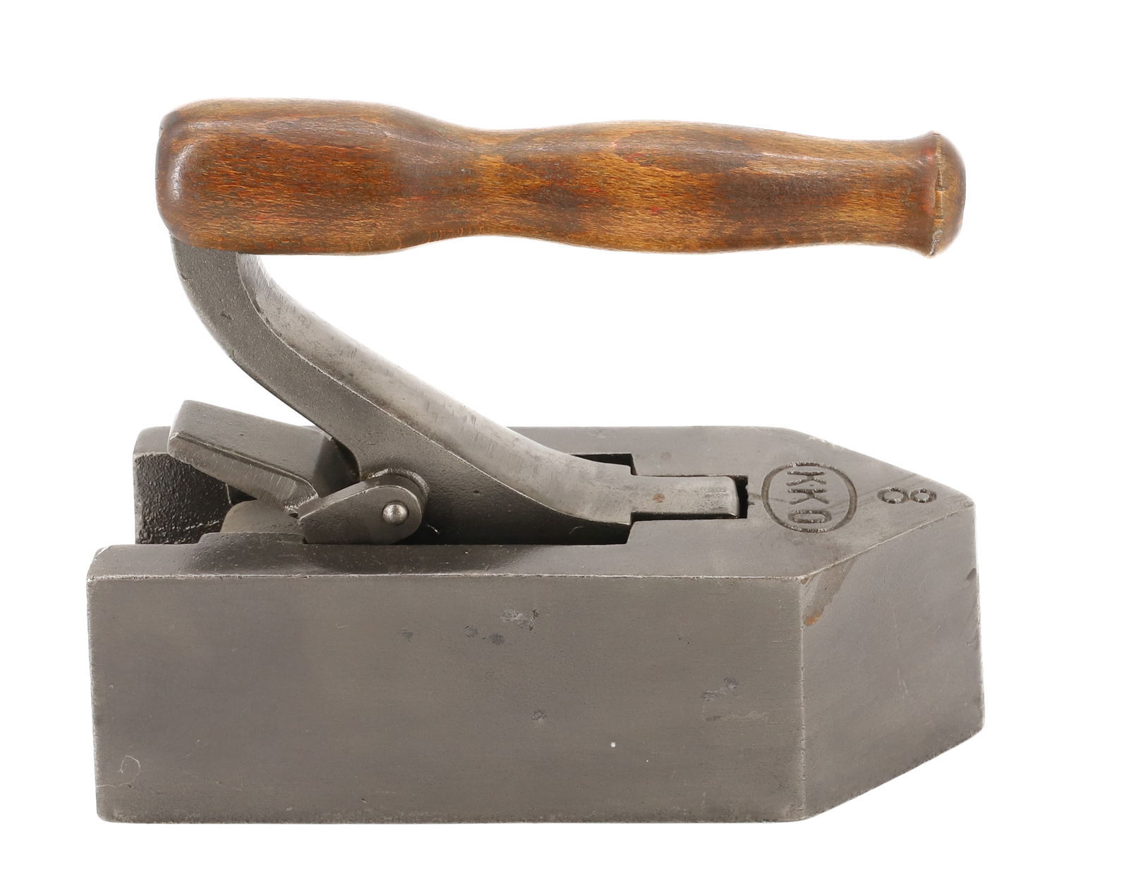 COLD HANDLE TAILOR IRON (1 of 7)