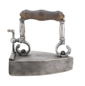 EARLY GERMAN BOX IRON