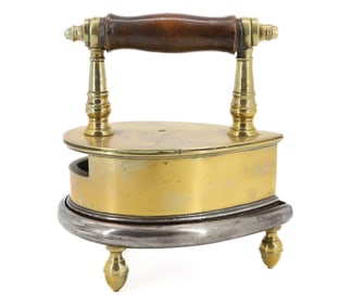 BELGIAN DROP-IN-BACK SLUG IRON WITH TRIVET
