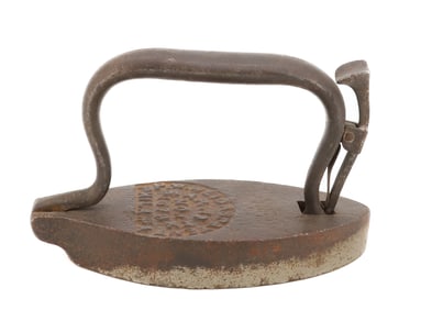 P.W. WEIDA PATENT COLD HANDLE IRON