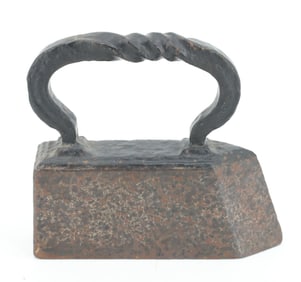 EARLY HAND FORGED SEAM IRON