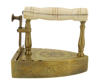EARLY 19TH C. EUROPEAN BOX IRON