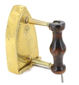 19 C DANISH BOX IRON