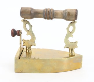 19 C EUROPEAN BOX IRON