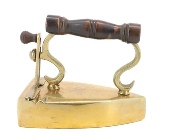 EARLY 19C BRASS EUROPEAN BOX IRON