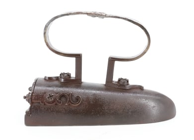 19 C GERMAN BOX IRON