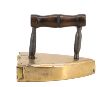 EARLY 19C BRASS BOX IRON