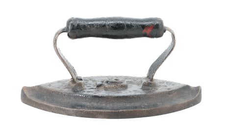 UNUSUAL DOUBLE-POINT FLAT IRON