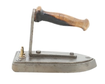 EARLY ELECTRIC IRON