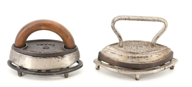 (2) SMALL SIZE DOUBLE POINT IRONS