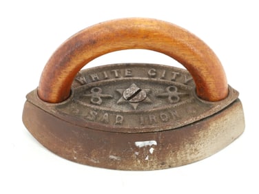 UNUSUAL SMALL SIZE DOUBLE POINT IRON