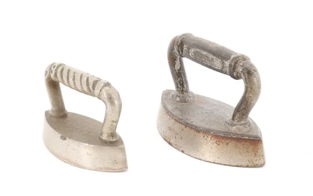 (2) SMALL SIZE DOUBLE POINT IRONS