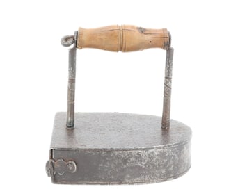 19TH CENTURY FRENCH BOX IRON