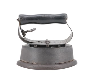 UNUSUAL COLD HANDLE SAD IRON