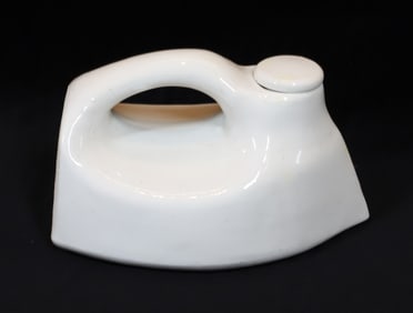 PORCELAIN HOT WATER IRON