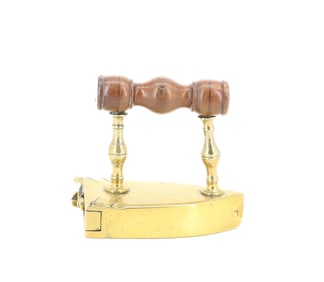 FINE SMALL SIZE EUROPEAN BOX IRON