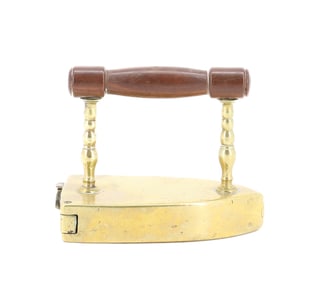 FINE SMALL SIZE EUROPEAN BOX IRON