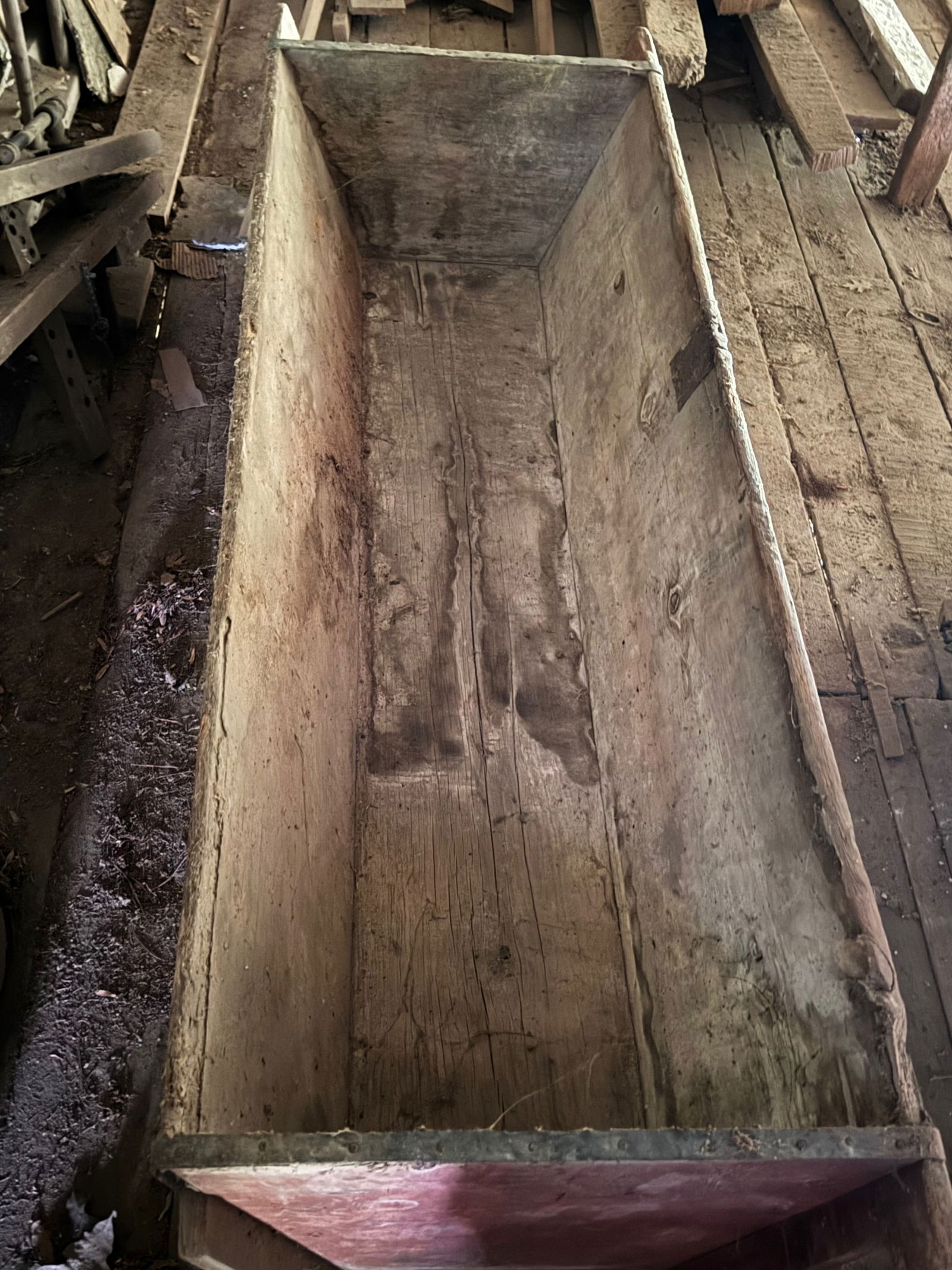 WOODEN SCALDING TROUGH (1 of 3)