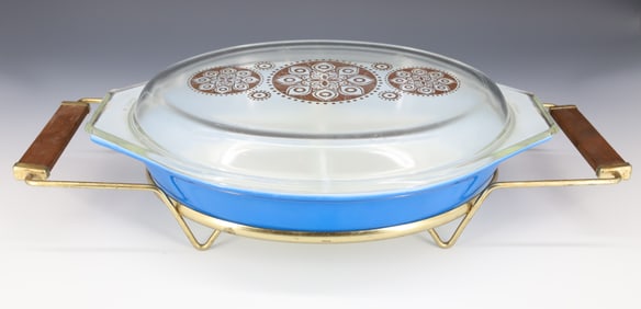 PYREX BLUE DIVIDED DISH WITH LID