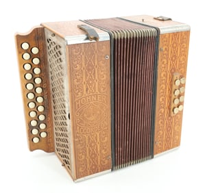 VINTAGE HOHNER ACCORDION