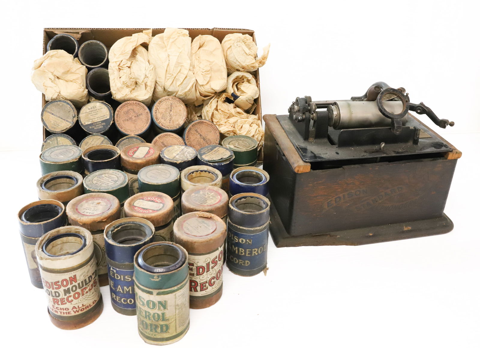 EDISON STANDARD PHONOGRAPH AND CYLINDERS (1 of 7)