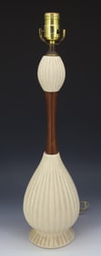 VINTAGE MCM POTTERY LAMP