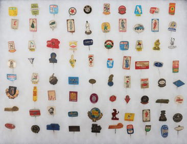 COLLECTION OF ADVERTISING STICK PINS IN CASE