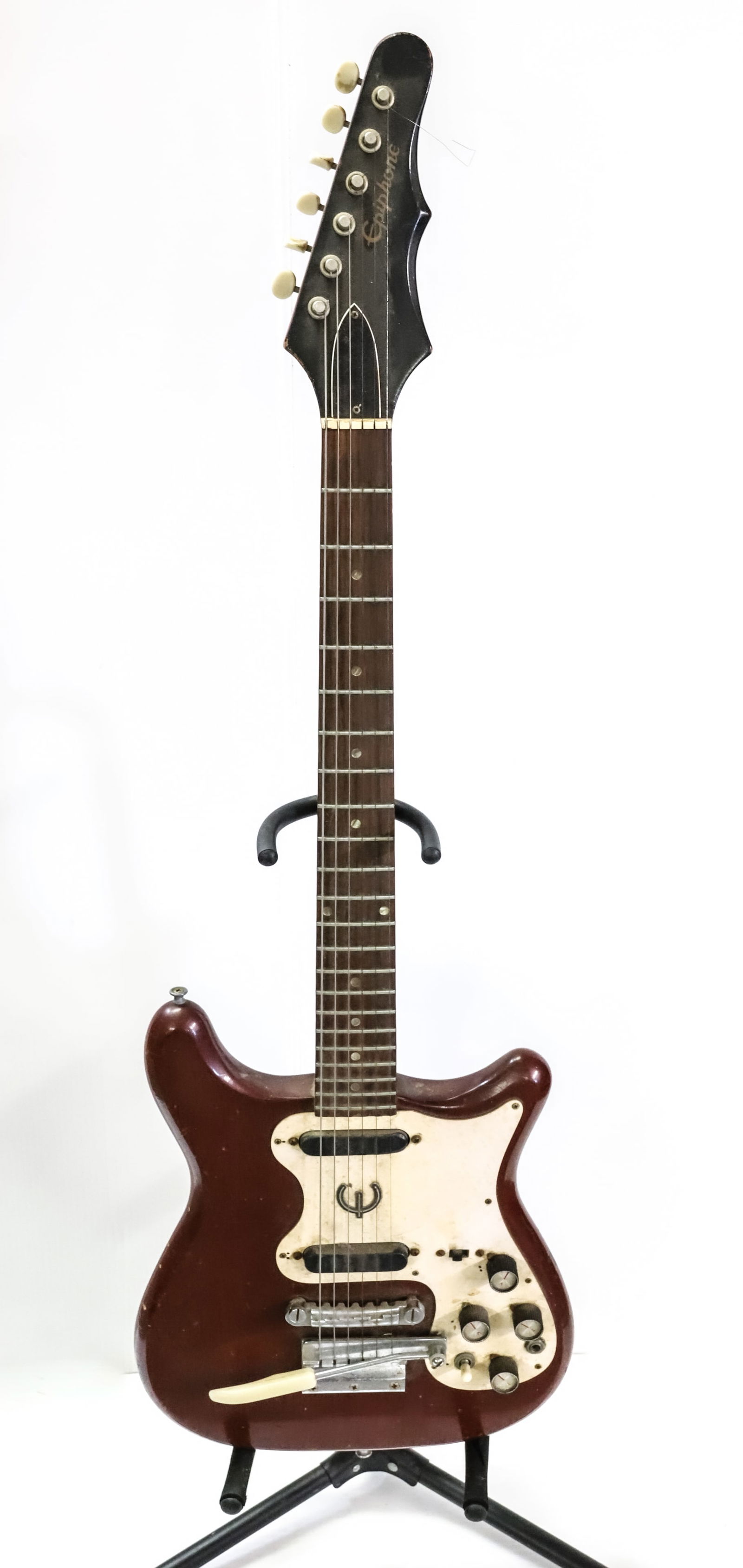 VINTAGE SIX-STRING ELECTRIC GUITAR (1 of 7)