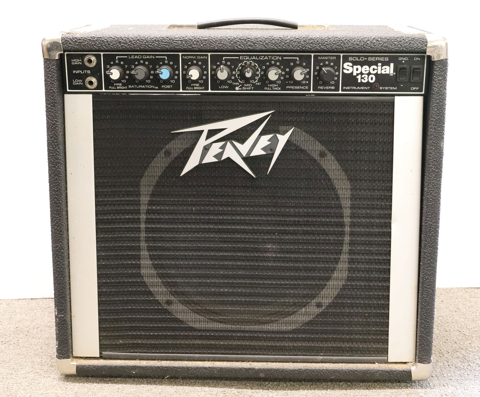 VINTAGE GUITAR AMPLIFIER (1 of 7)