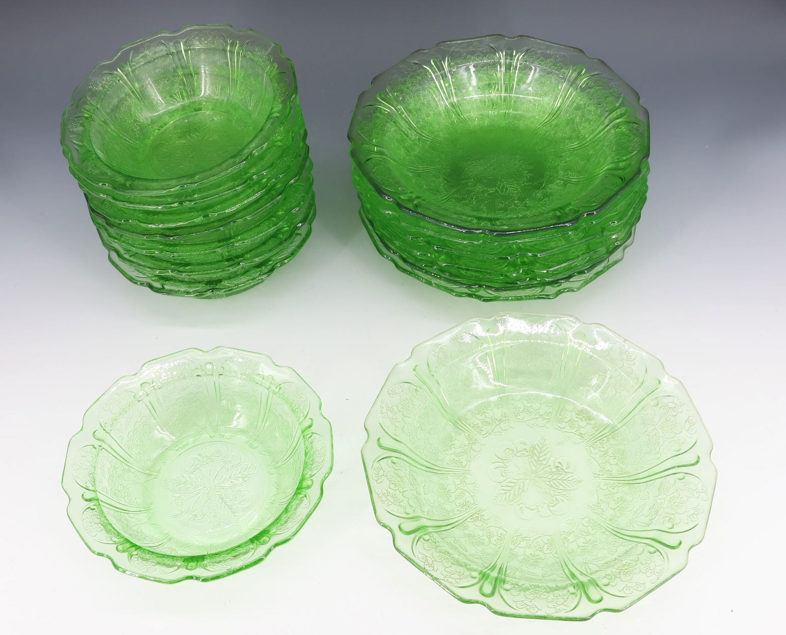 16-PIECE GREEN CHERRY BLOSSOM URANIUM GLASS BOWLS (1 of 3)