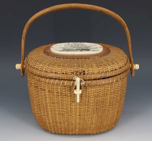 NANTUCKET PURSE BASKET