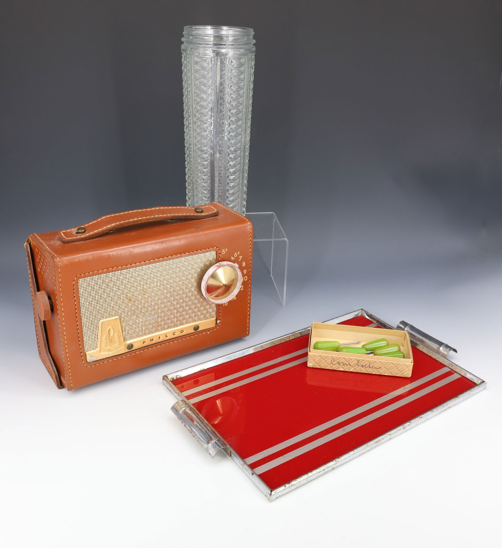 LOT OF VINTAGE ITEMS (1 of 6)