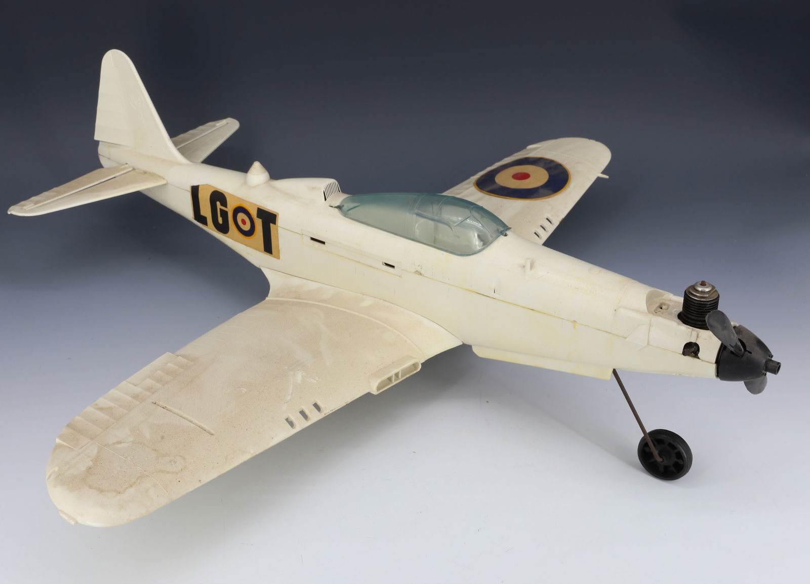 AMF WEN-MAC MODEL PLANE (1 of 6)