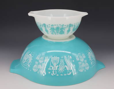 (2) PYREX MIXING BOWLS: TURQUOISE AND WHITE "AMISH BUTTERPRINT" CINDERELLA BOWLS. 7 1/2" AND 13" DIAMETERS. PLEASE READ CAREFULLY - Terms for Purchasing and Shipping of Auction Items. Please read carefully before bidding. Ha