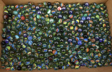 LARGE LOT OF GLASS MARBLES