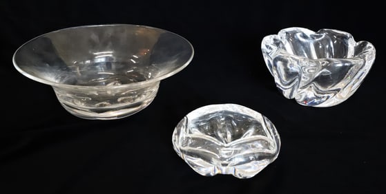 LOT OF ORREFORS CRYSTAL