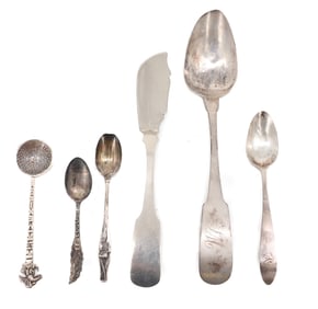 LOT OF SILVER SPOONS