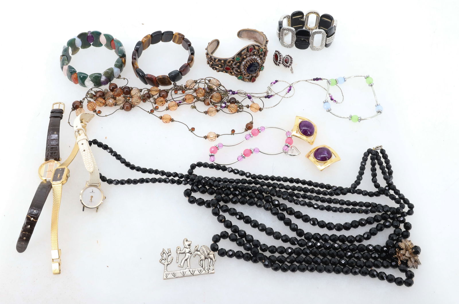 LOT OF COSTUME JEWELRY (1 of 3)