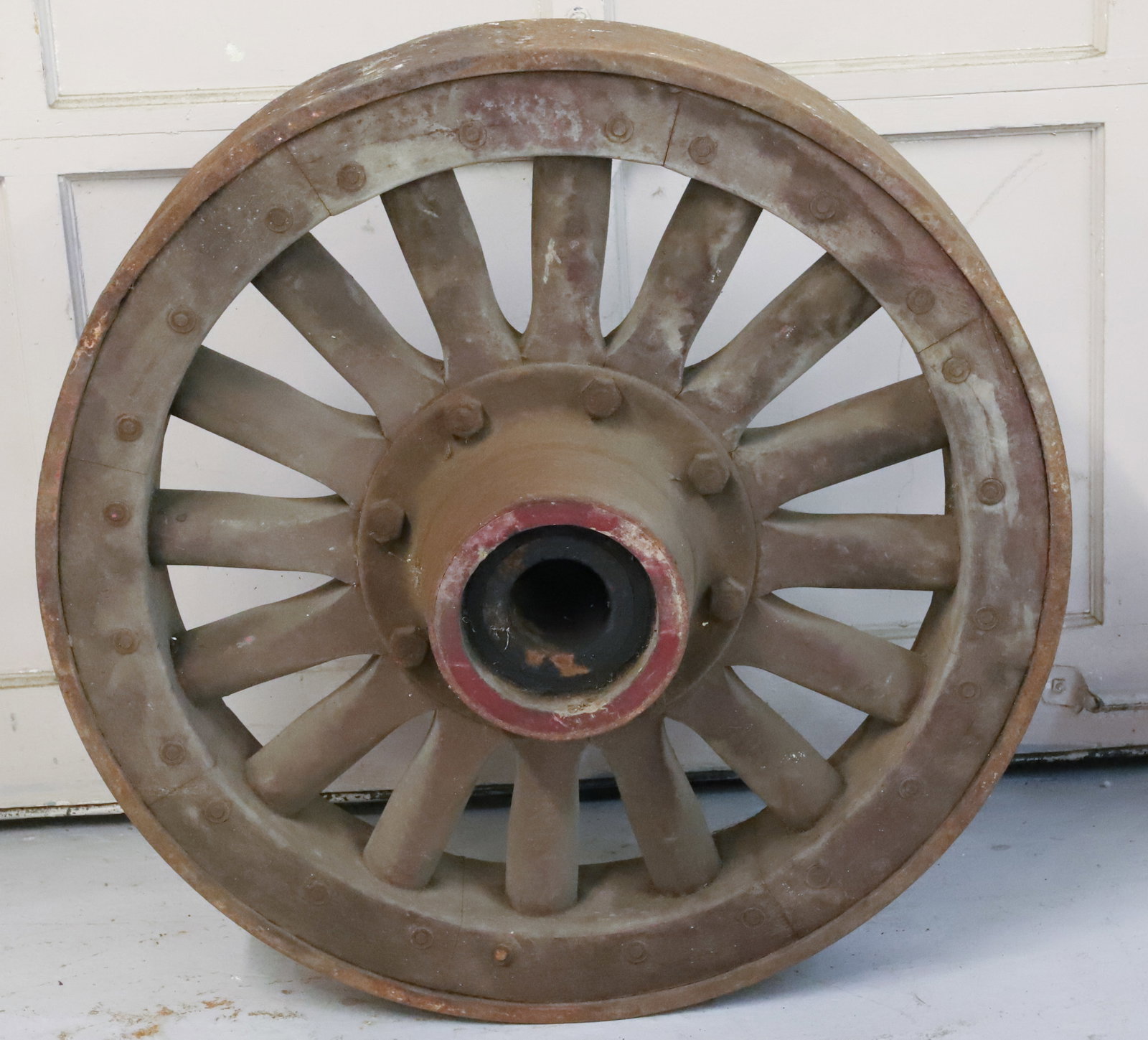 ANTIQUE INDUSTRIAL WHEEL: IRON AND PAINTED WOOD. 32" X 5". DUE TO WEIGHT AND SIZE CAN NOT BE SHIPPED. WINNING BIDDER IS RESPONSIBLE FOR PICK-UP IN 18013 OR ARRANGING SHIPPING. PLEASE READ CAREFULLY - Terms for Purchasing and S