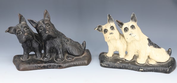 (2) CAST IRON SCOTTIE DOG DOORSTOPS