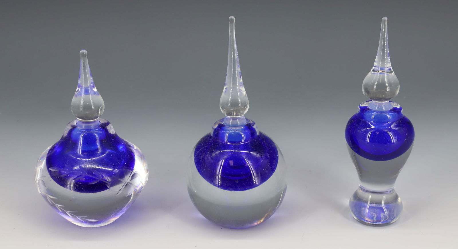 (3) VANDERMARK ART GLASS PERFUME BOTTLES (1 of 7)