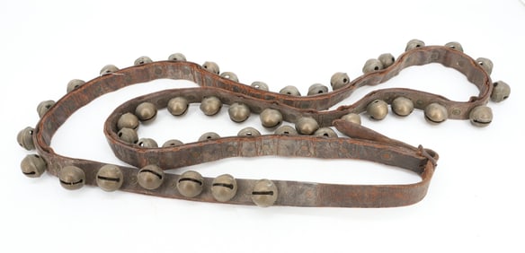 STRAP OF BRASS SLEIGH BELLS