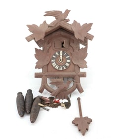 VINTAGE GERMAN CUCKOO CLOCK