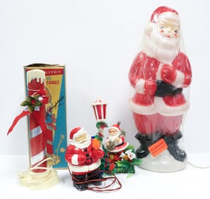 LOT OF VINTAGE CHRISTMAS DECORATIONS
