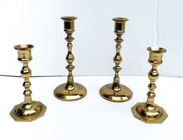 LOT OF BRASS CANDLESTICKS
