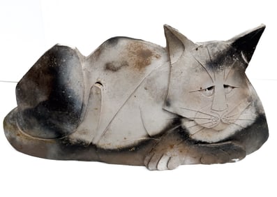 FOLK ART POTTERY CAT
