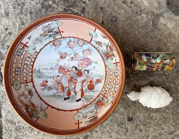 JAPANESE BOWL, TRINKET BOX AND CARVED TURTLE