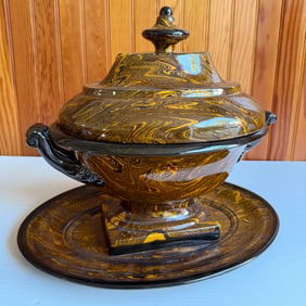 ITALIAN LIDDED TUREEN AND UNDERPLATE