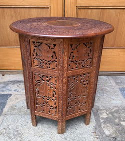 OCTAGONAL FOLD-UP BASE OCCASIONAL TABLE